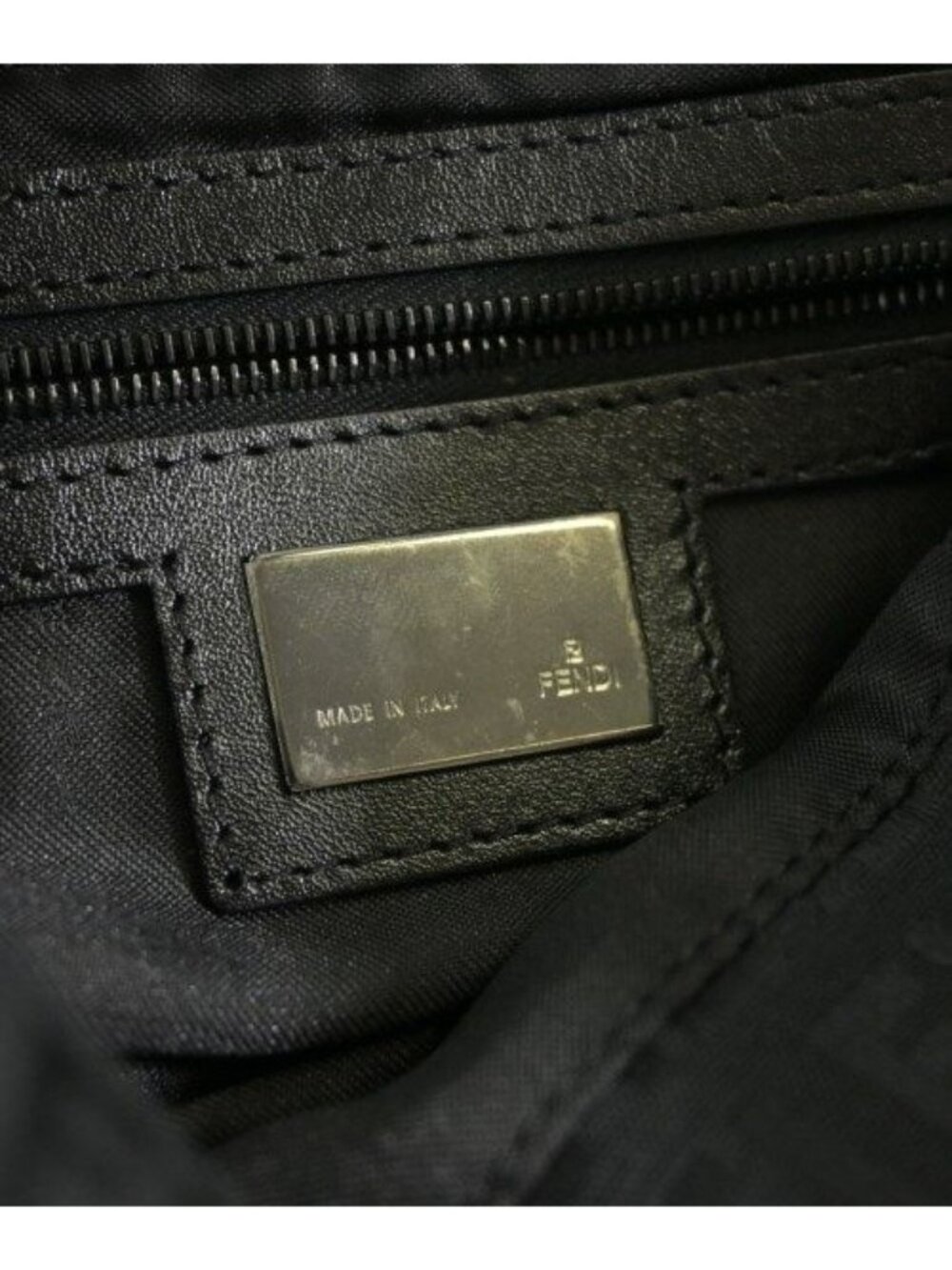 Fendi Handbag Black - Picture 4 of 10